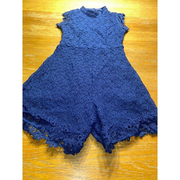 Womens Navy Blue Floral Lace Romper Short Sleeve Keyhole Back Elegant Design - Picture 5 of 7